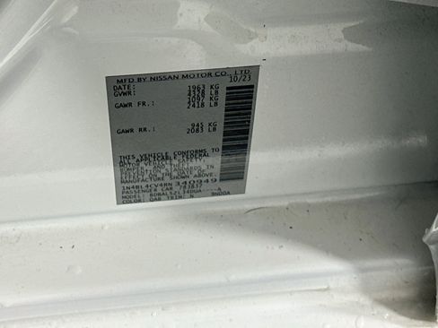 Used 2024 Nissan Altima 2.5 SR FWD image 12