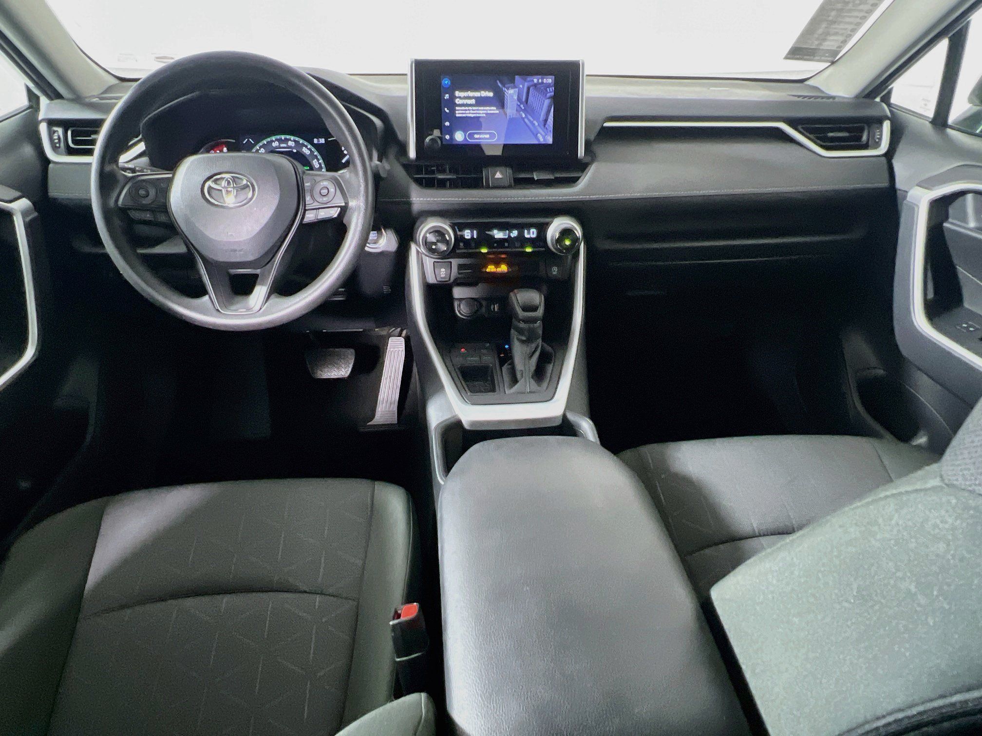 Used 2024 Toyota RAV4 XLE w/ Convenience Package FWD image 29