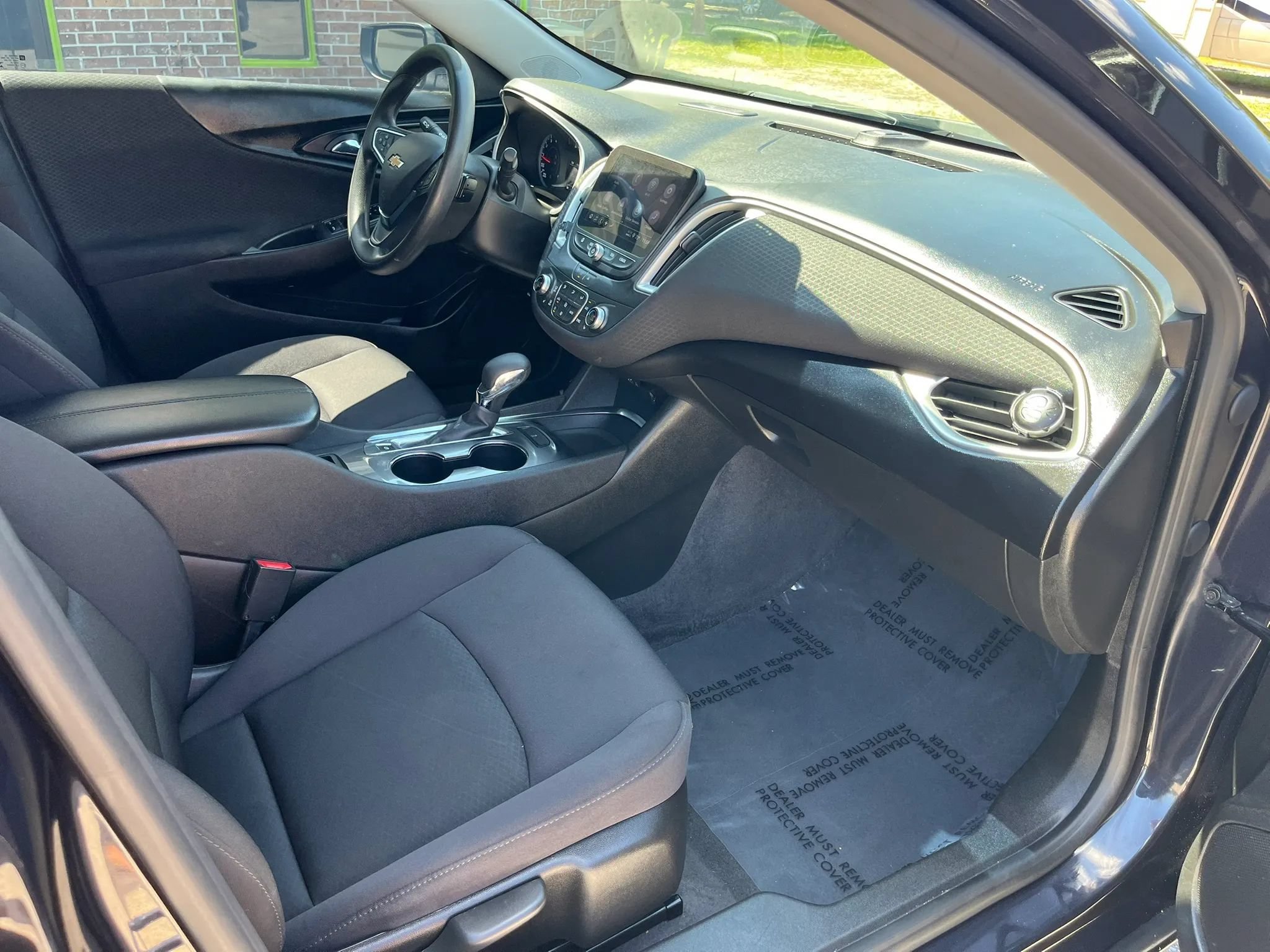 Used 2023 Chevrolet Malibu LT FWD image 22
