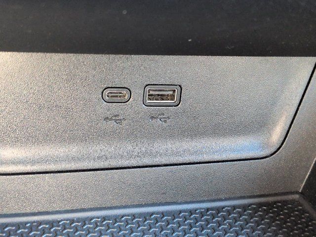 Used 2025 Chevrolet Equinox LT FWD image 20