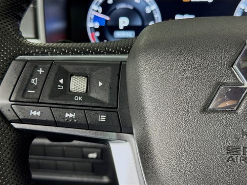 Used 2023 Mitsubishi Outlander Ralliart image 13