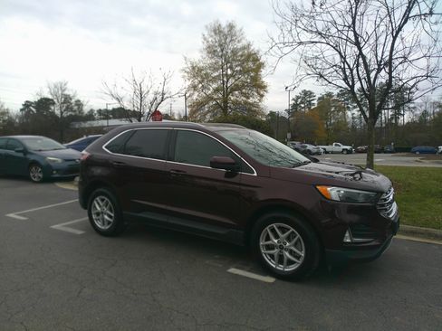 Used 2022 Ford Edge SEL w/ Convenience Package image 14