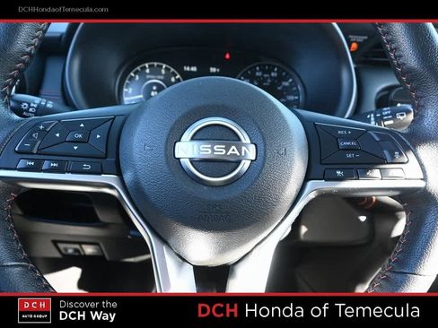 Used 2023 Nissan Kicks SR image 9