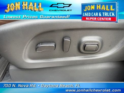 Used 2017 Nissan Titan Platinum Reserve image 22