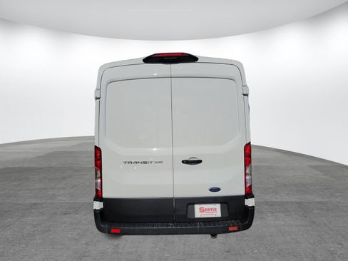 Used 2022 Ford Transit 250 Medium Roof image 17