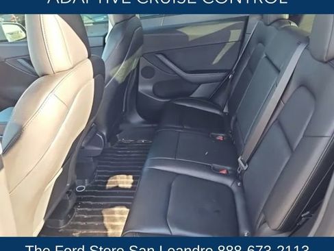 Used 2021 Tesla Model Y Long Range image 11