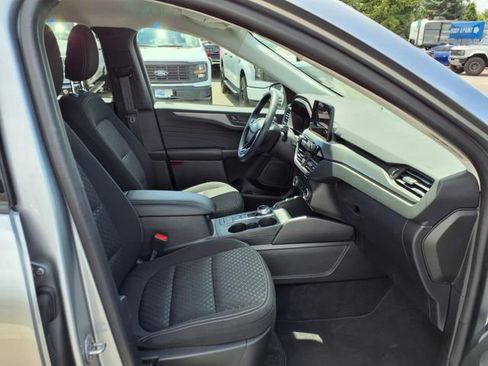 Certified 2023 Ford Escape Active AWD/4WD image 5