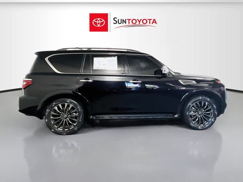 Used 2021 Nissan Armada Platinum w/ Captain's Chairs Package RWD image 2