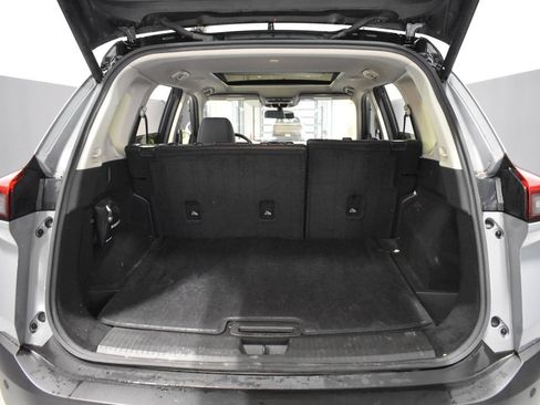 Certified 2023 Nissan Rogue SV w/ SV Premium B Package AWD/4WD image 34