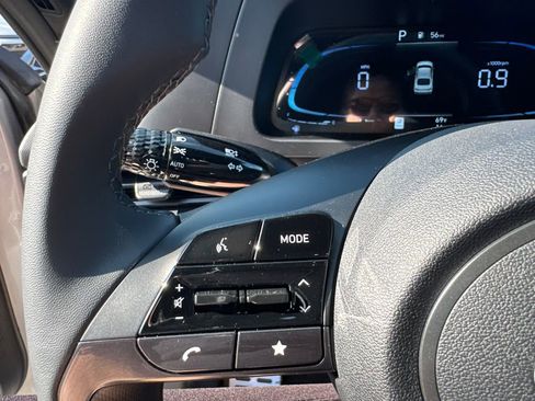 New 2026 Hyundai Elantra SEL Sport FWD image 15