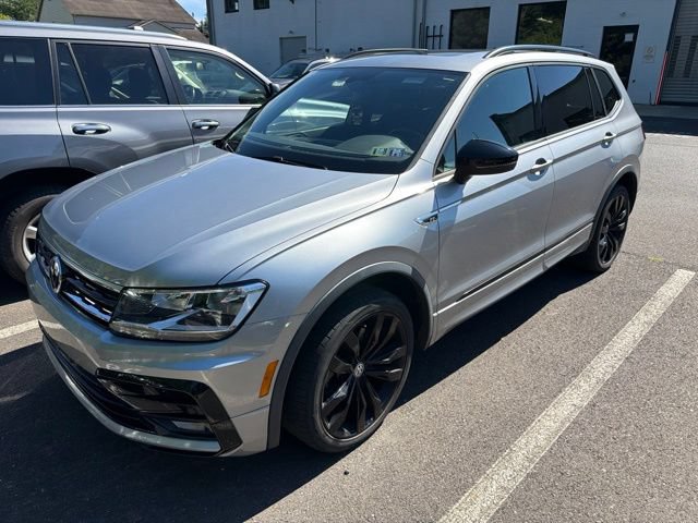 Used 2020 Volkswagen Tiguan SE R-Line w/ 3rd Row Seat Package AWD/4WD image 3