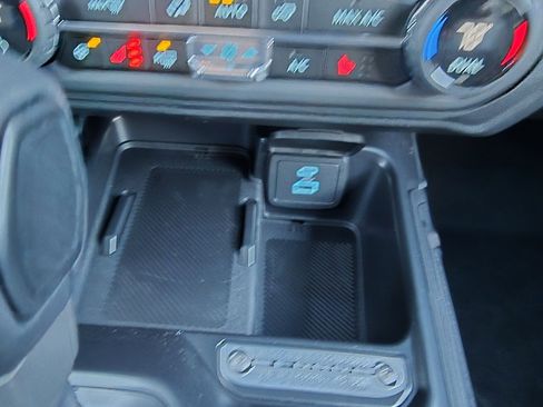 New 2025 Ford Bronco Outer Banks image 31