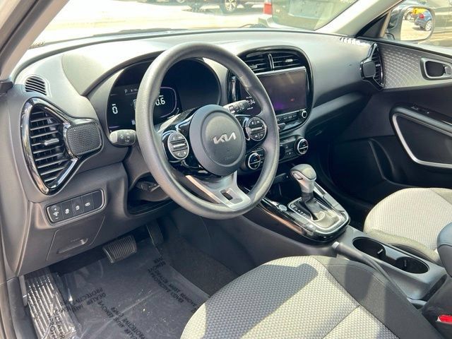 Certified 2023 Kia Soul S FWD image 23