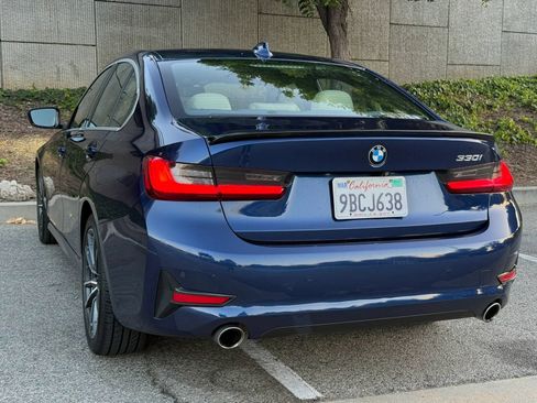 Used 2019 BMW 330i Sedan w/ Convenience Package RWD image 12