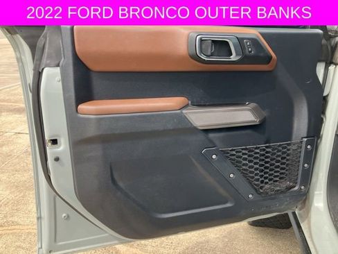Used 2022 Ford Bronco Outer Banks AWD/4WD image 20