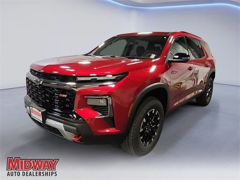 New 2026 Chevrolet Traverse Z71 w/ Enhanced Driving Package image 1