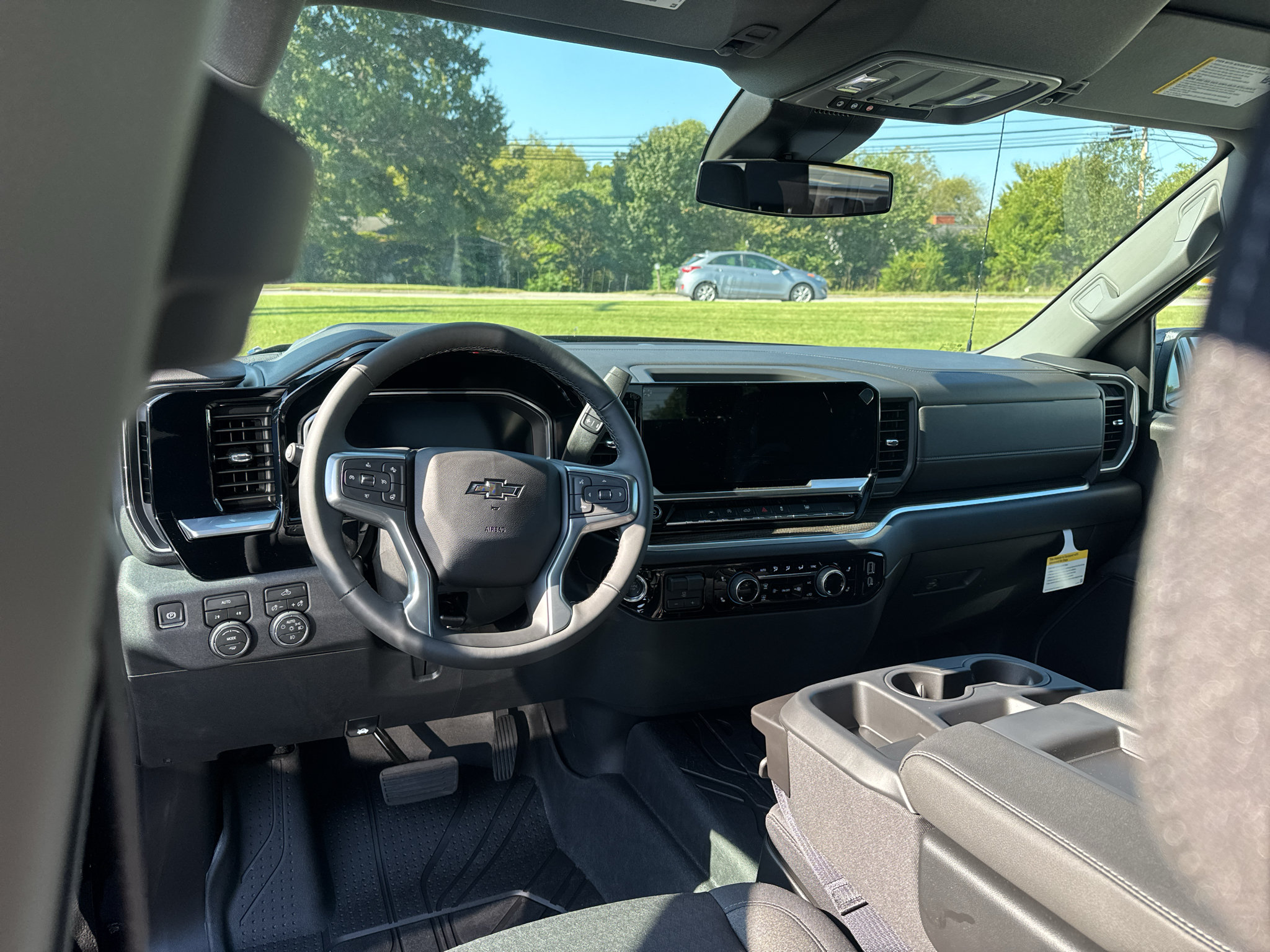 New 2026 Chevrolet Silverado 1500 RST w/ RST Select Package AWD/4WD image 14