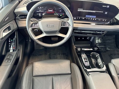 Used 2025 Audi Q6 e-tron Premium Plus image 20