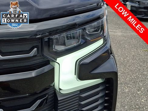 Used 2024 Chevrolet Silverado 1500 LT Trail Boss w/ Convenience Package II AWD/4WD image 9