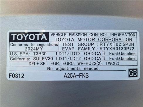 Used 2024 Toyota RAV4 XLE FWD image 21