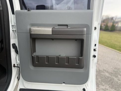 Used 2013 Ford F250 XLT image 45