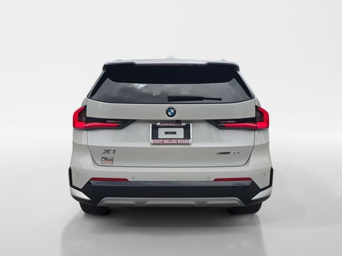 Used 2025 BMW X1 xDrive28i AWD/4WD image 4
