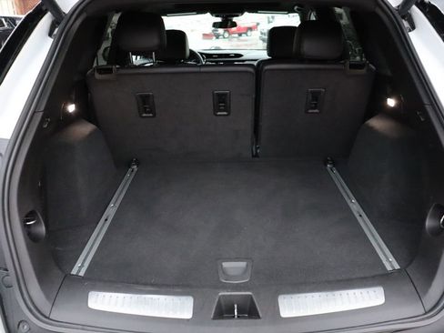 Used 2021 Cadillac XT5 Premium Luxury image 39