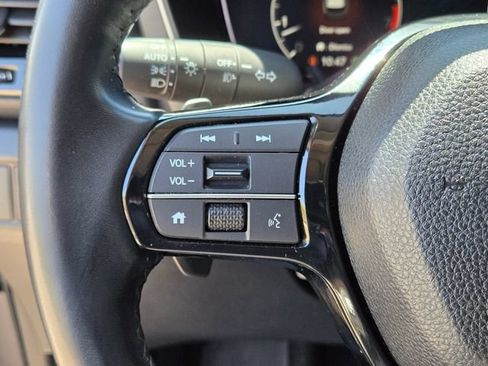Certified 2023 Honda Pilot Touring image 30