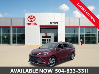 Used 2021 Toyota Sienna Platinum