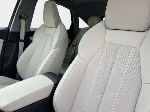 New 2025 Audi Q5 Prestige image 20