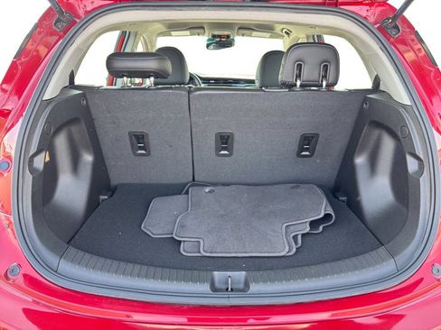 Certified 2022 Chevrolet Bolt LT w/ Infotainment Package FWD image 19