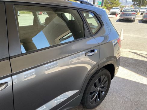 Used 2024 Volkswagen Taos S w/ MDO Package image 43