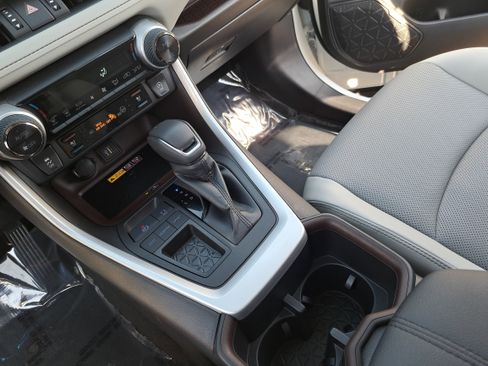 Used 2024 Toyota RAV4 Limited w/ Advanced Technology Package image 25