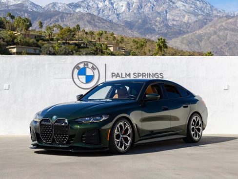 Used 2022 BMW i4 eDrive40 image 1