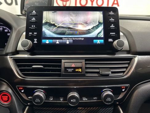 Used 2021 Honda Accord Sport image 32