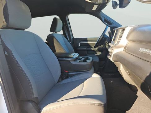 Used 2024 RAM 2500 Big Horn image 27