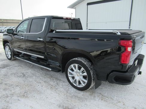 Certified 2022 Chevrolet Silverado 1500 High Country w/ High Country Premium Package image 7