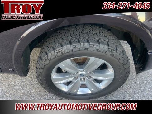 Used 2018 Ford F150 Platinum w/ Equipment Group 701A Luxury image 28