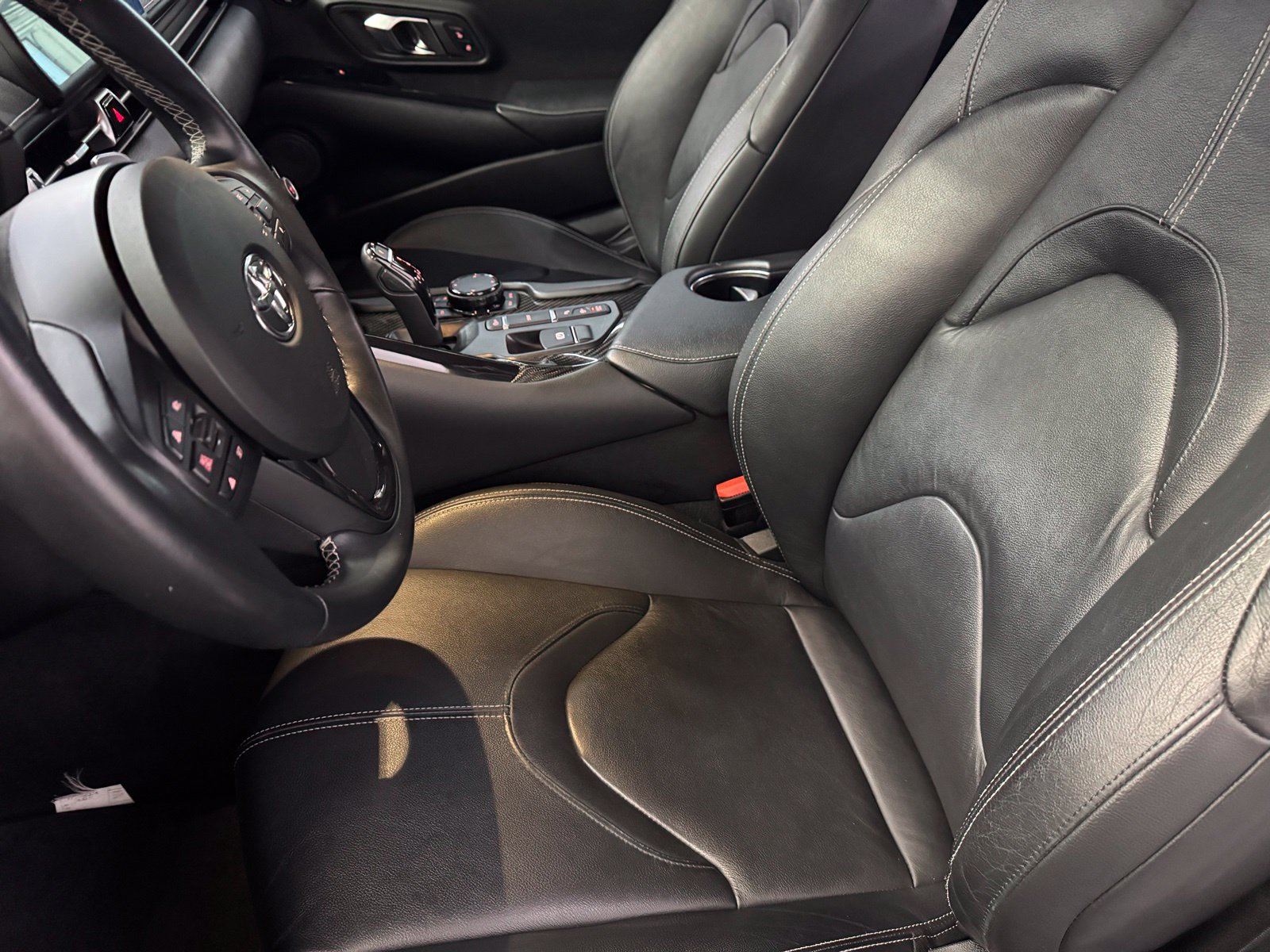Used 2021 Toyota Supra RWD image 11