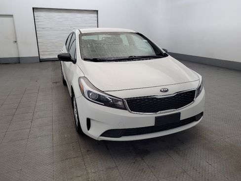 Used 2017 Kia Forte LX FWD image 14
