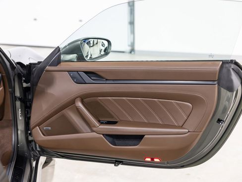 Used 2023 Porsche 911 Targa 4 GTS image 28