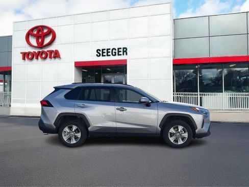 Certified 2025 Toyota RAV4 XLE AWD/4WD image 2