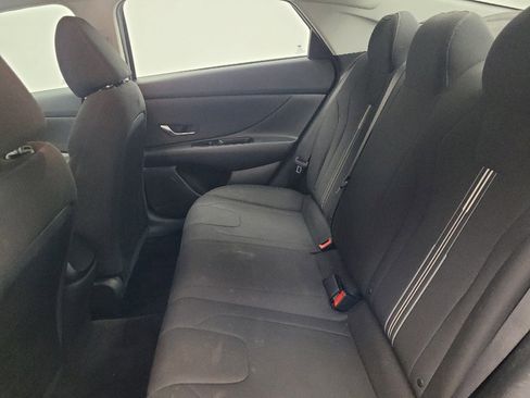 Used 2021 Hyundai Elantra SEL FWD image 18