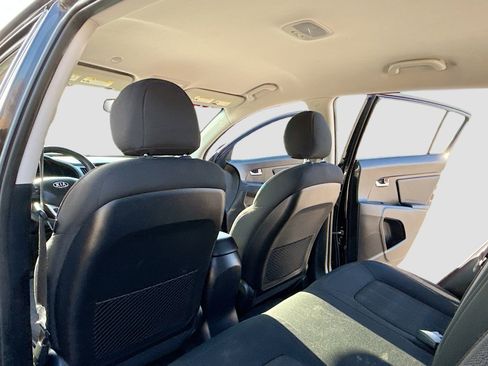 Used 2011 Kia Sportage LX image 6