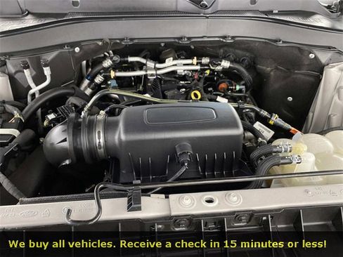 Used 2022 Ford Explorer XLT w/ Equipment Group 202A image 31