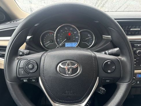 Used 2016 Toyota Corolla LE image 22