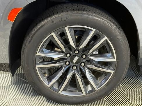 Used 2021 Cadillac Escalade ESV Sport RWD image 14
