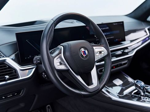 Used 2025 BMW ALPINA XB7 AWD/4WD image 47