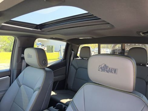 New 2026 Chevrolet Colorado ZR2 w/ ZR2 Bison Edition image 23