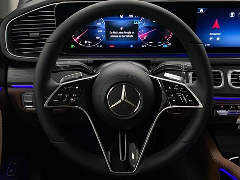 New 2026 Mercedes-Benz GLE 450 4MATIC image 16
